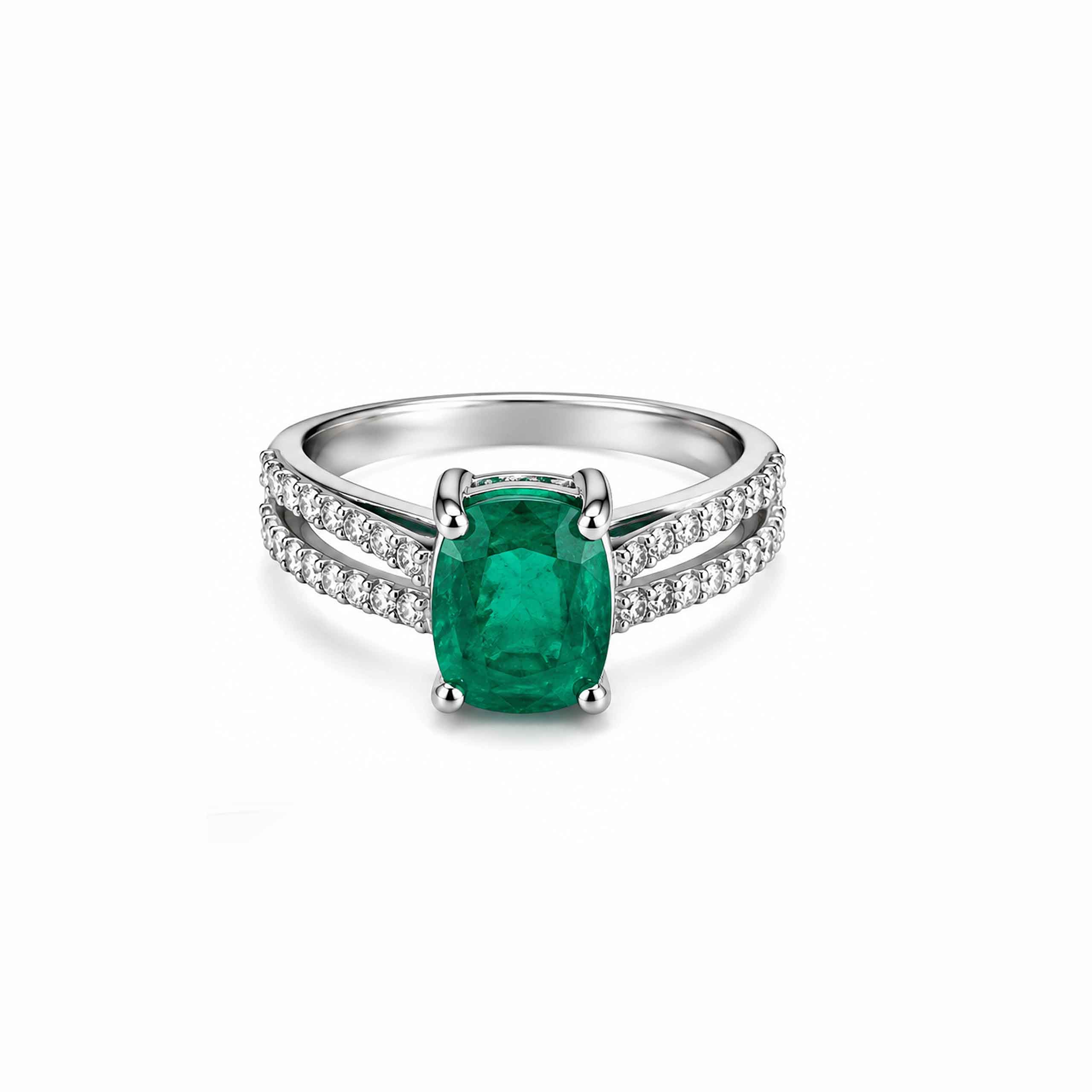 Emerald Majesty Silver Ring